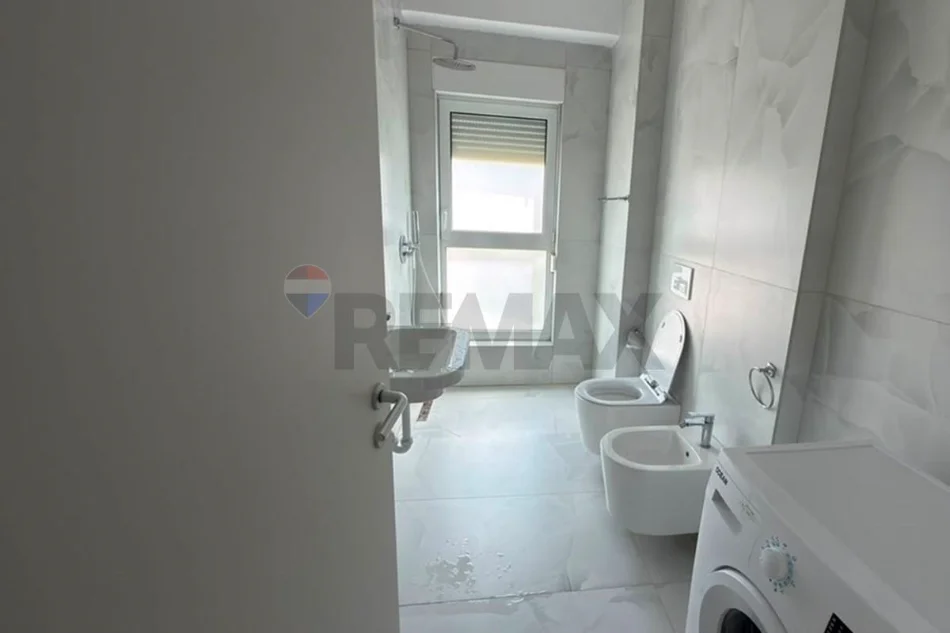 Ali Demi, Kompleksi Kaimi, Japim me Qira Apartament 1+1 - 370Euro