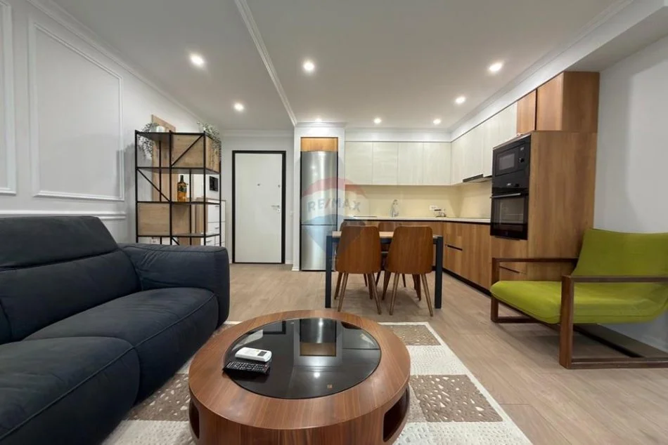 Tirane, shitet apartament 2+1 Kati 2, 90 m² 279.000 € (kontakti)