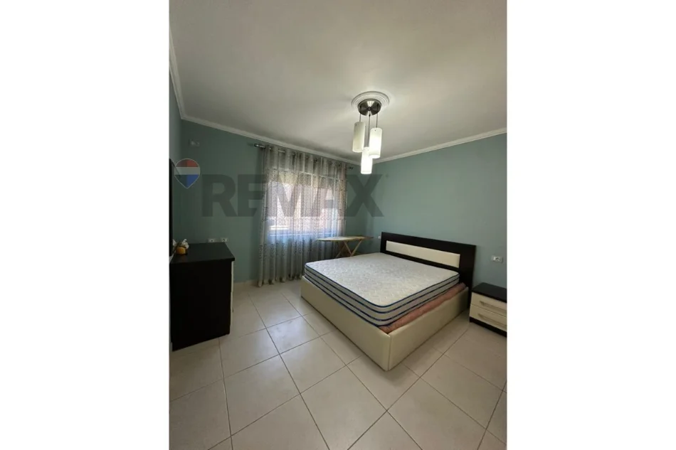 Tirane, jepet me qera apartament 2+1 Kati 3, 73 m² 550 € (Irfan Tomini)