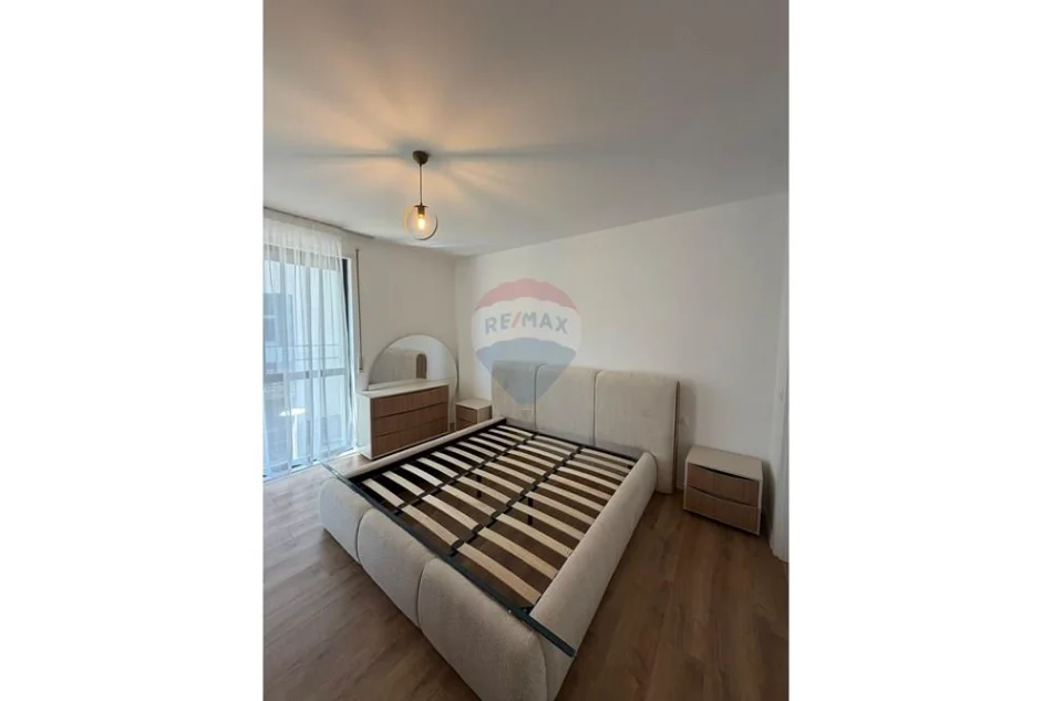 Tirane, jepet me qera apartament , 107 m² 840 € 