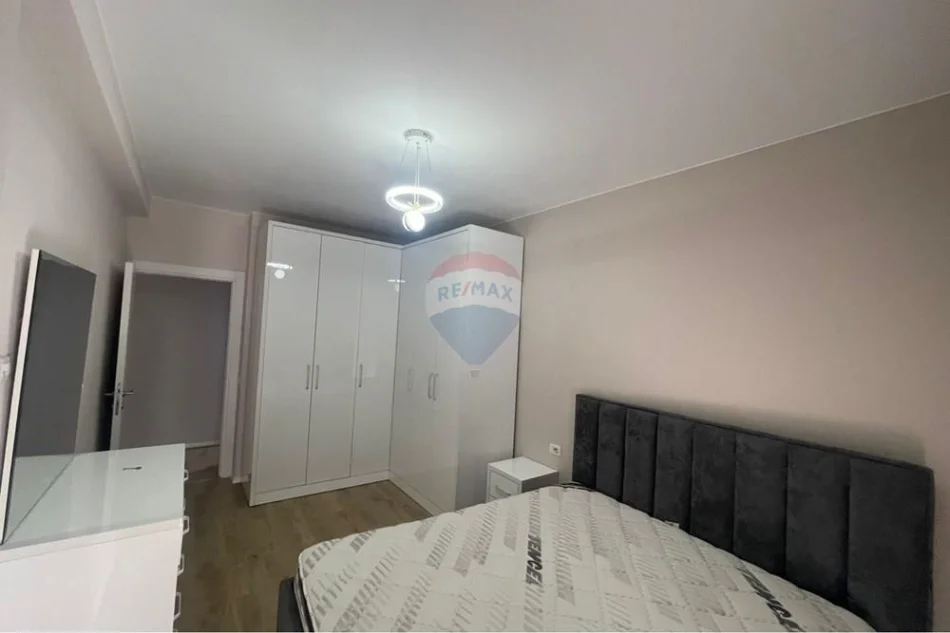 Tirane, shitet apartament , 85 m² 129.999 € (Univers City)