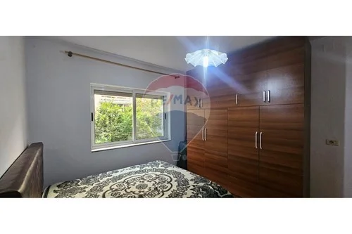 Tirane, jepet me qera apartament 2+1 Kati 2, 