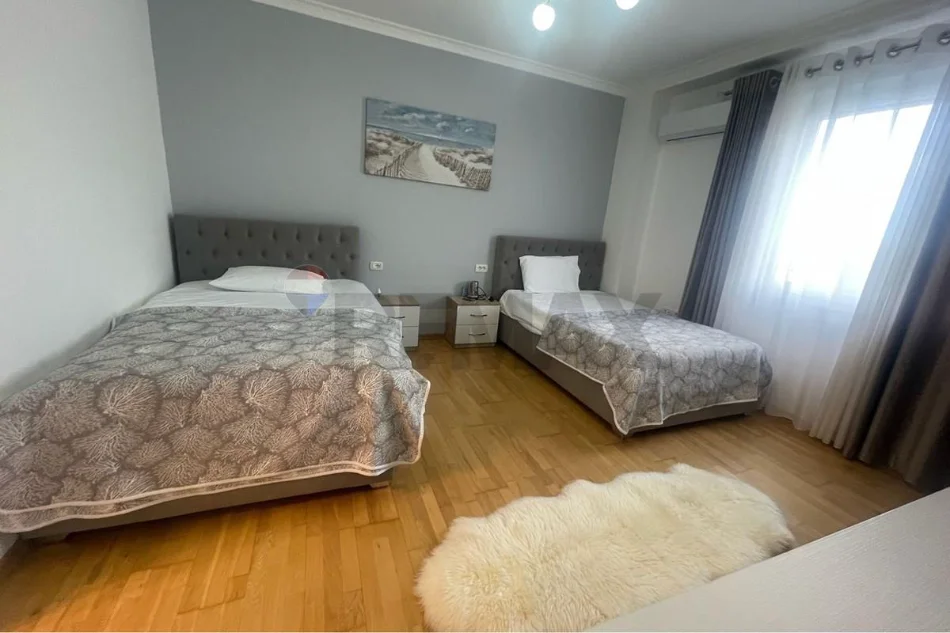 Tirane, jepet me qera apartament , 120 m² 800 € 