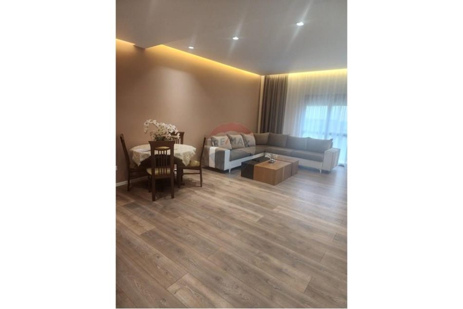 Tirane, shitet apartament 2+1 Kati 2, 136 m² 210.000 € (Rruga Mihal Grameno, Tiranë (ID: 530561001-111)