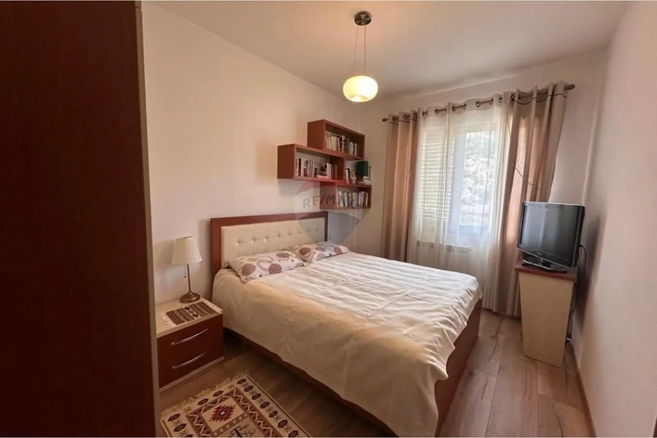Tirane, shitet apartament 3+1 Kati 4, 123 m² 176.000 € (- Rruga e Thesarit (ID: 530601006-8))