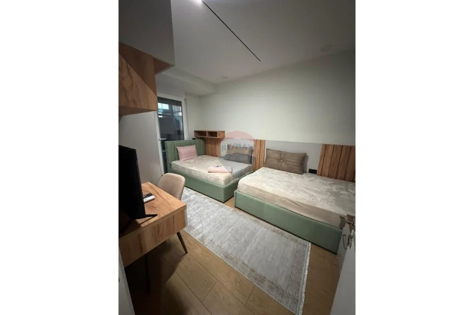 Tirane, jepet me qera apartament 1+1 Kati 0, 60 m² 550 € 