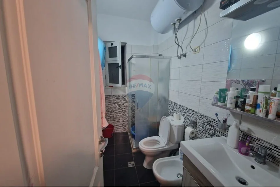 Tirane, shitet apartament 1+1 Kati 4, 49 m² 125.000 € (Rruga Asim Vokshi, Tiranë(ID: 530261060-2034))