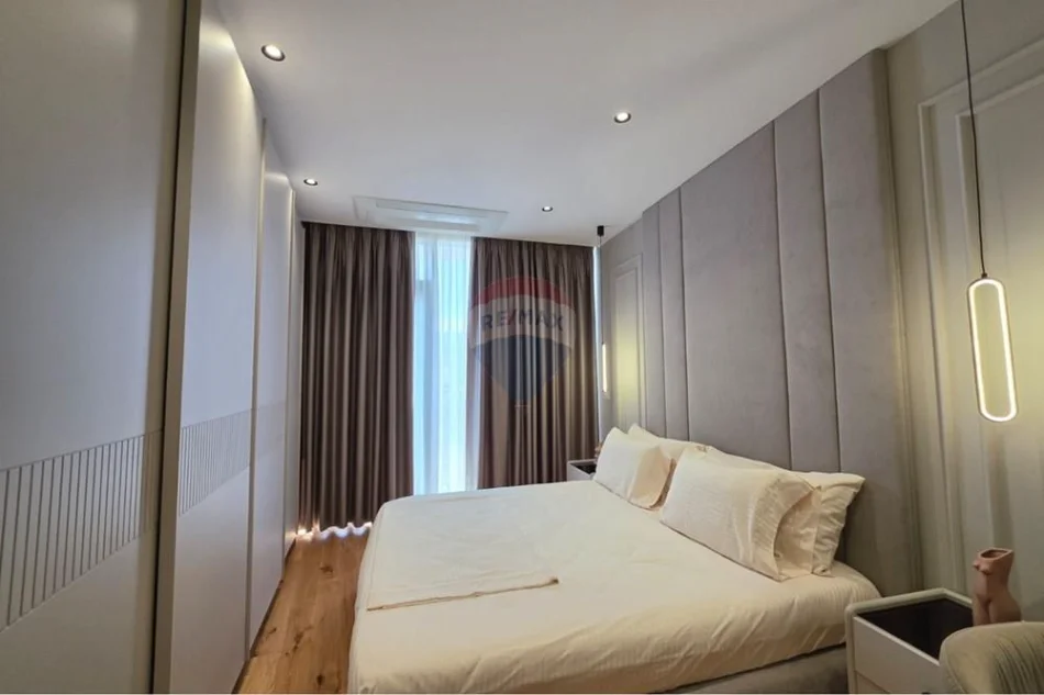 Tirane, jepet me qera apartament , 131 m² 2.500 € 