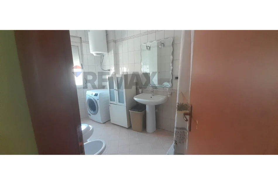 Tirane, jepet me qera apartament , 73 m² 625 € 