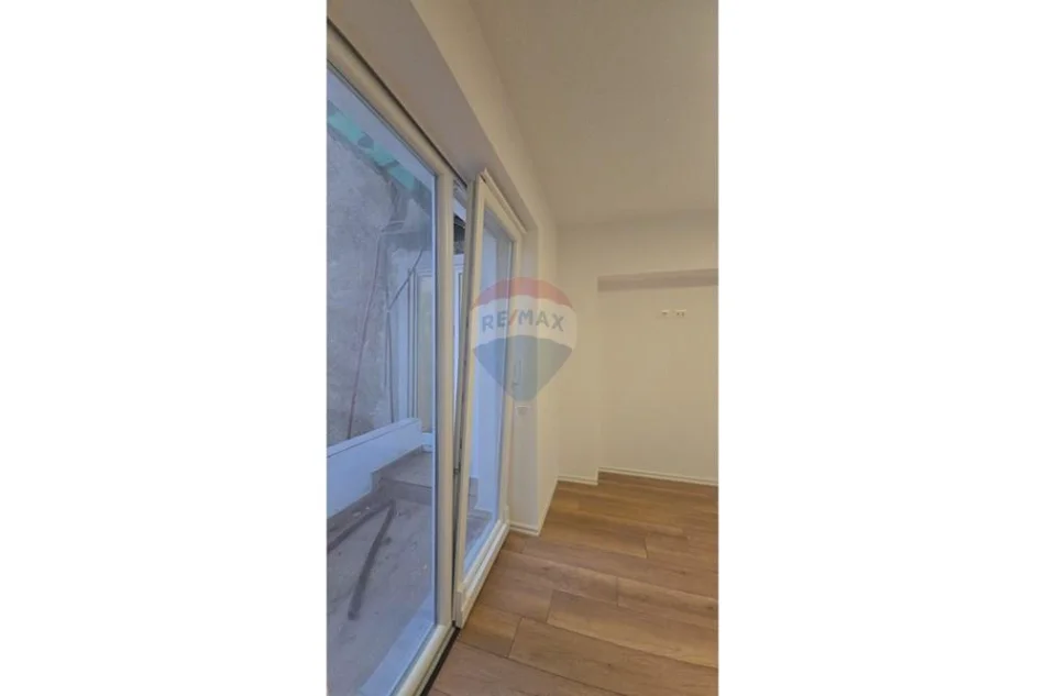 Tirane, jepet me qera , 78 m² 800 € 