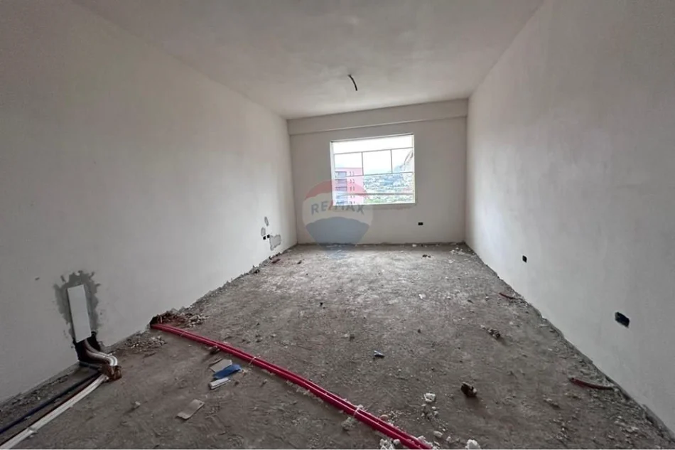 Tirane, shitet apartament 3+1 Kati 6, 111 m² 149.000 € 