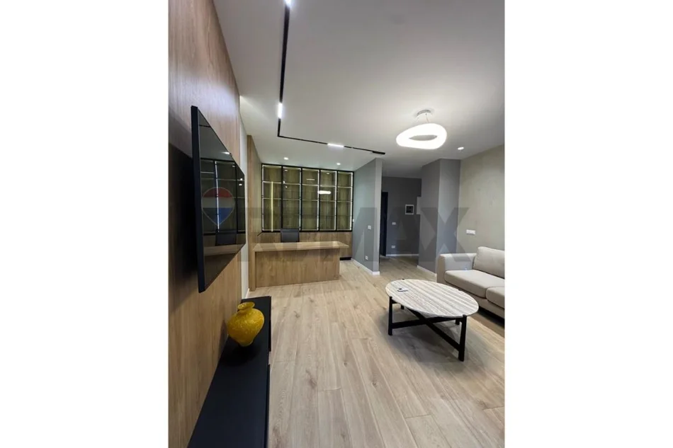 Tirane, jepet me qera , 73 m² 1.500 € (Liqeni Artificial)
