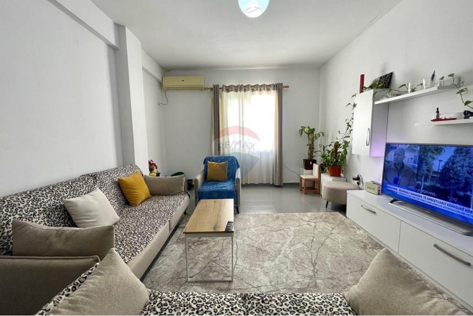 Tirane, shitet apartament 2+1 Kati 4, 130 m² (KMY, Yzberisht (ID: 530181053-662)