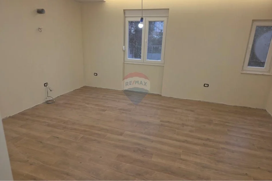 Tirane, shitet apartament , 70 m² 150.000 € (Ambasada Amerikane)