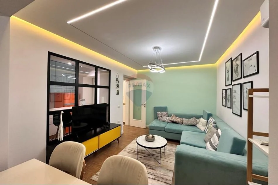 Tirane, jepet me qera apartament 1+1 Kati 2, 75 m² 900 € (rruga elbasanit)