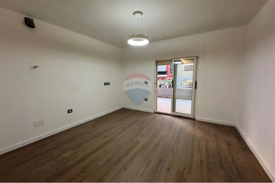 Tirane, shitet apartament 1+1 Kati 1, 77 m² 180.000 € (Komuna e Parisit, Tiranë(ID: 530261038-4739)