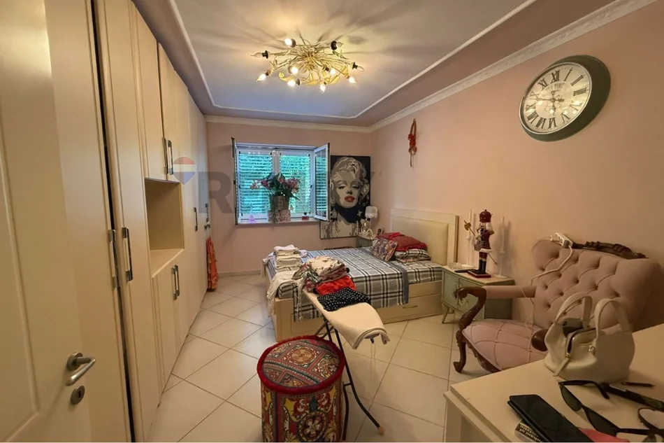 Tirane, jepet me qera apartament , 750 € 