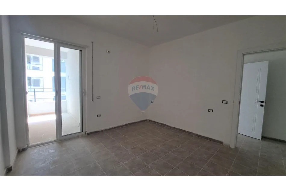 Vlore - Lungomare, shitet apartament 2+1+Ballkon Kati 7, 106 m² 210.000 € (Lungomare, Vlorë)