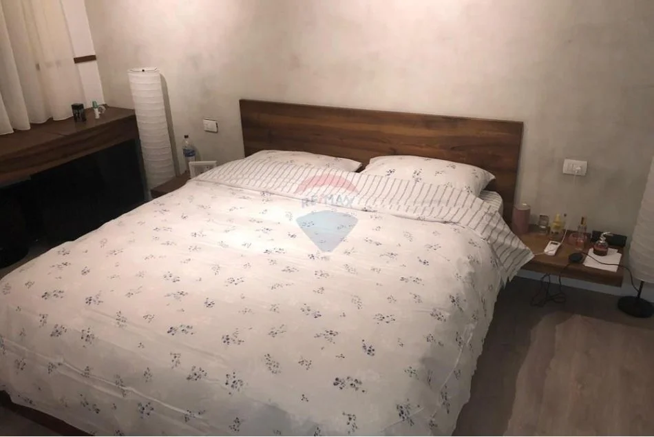 Tirane, jepet me qera apartament 1+1+Ballkon , 700 € 