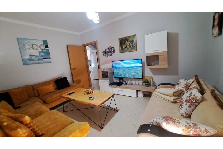 Vlore, shitet apartament 3+1+Ballkon Kati 7, 136 m² 210.000 € (Rruga Misto Mele, Vlore (Tregu Orizit))