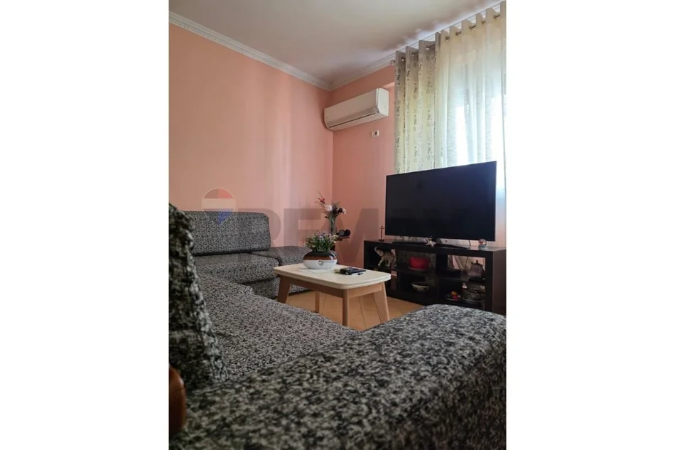 Tirane, shitet apartament , 107 m² 136.000 € 