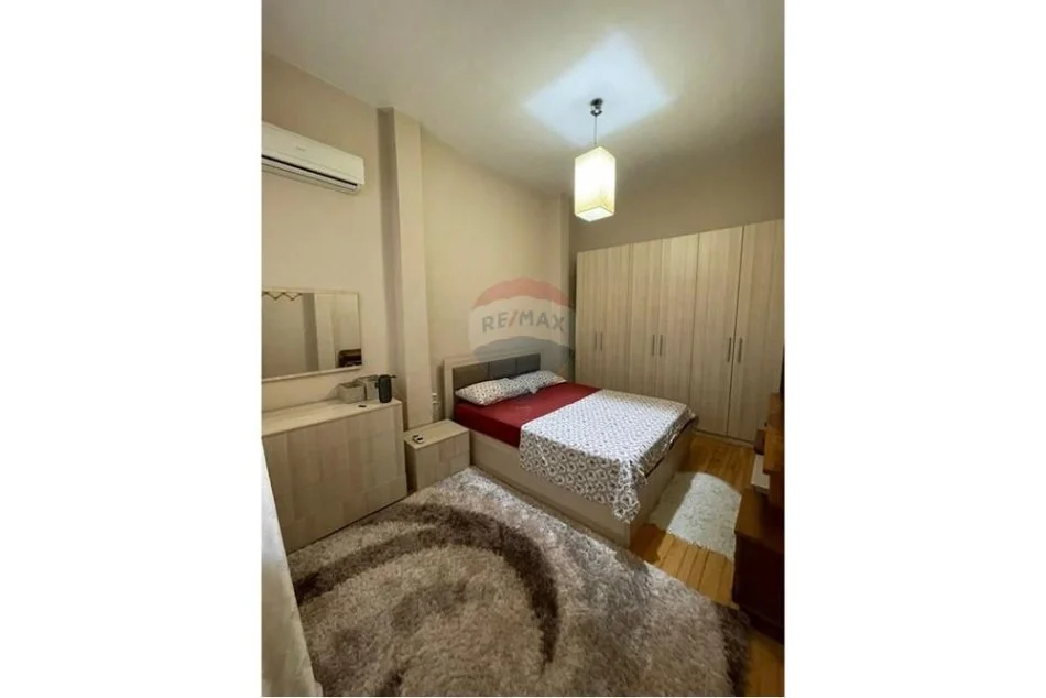 Jepet me qera apartament 1+1 Kati 0, 56 m² 600 € (Myslym Shyri)