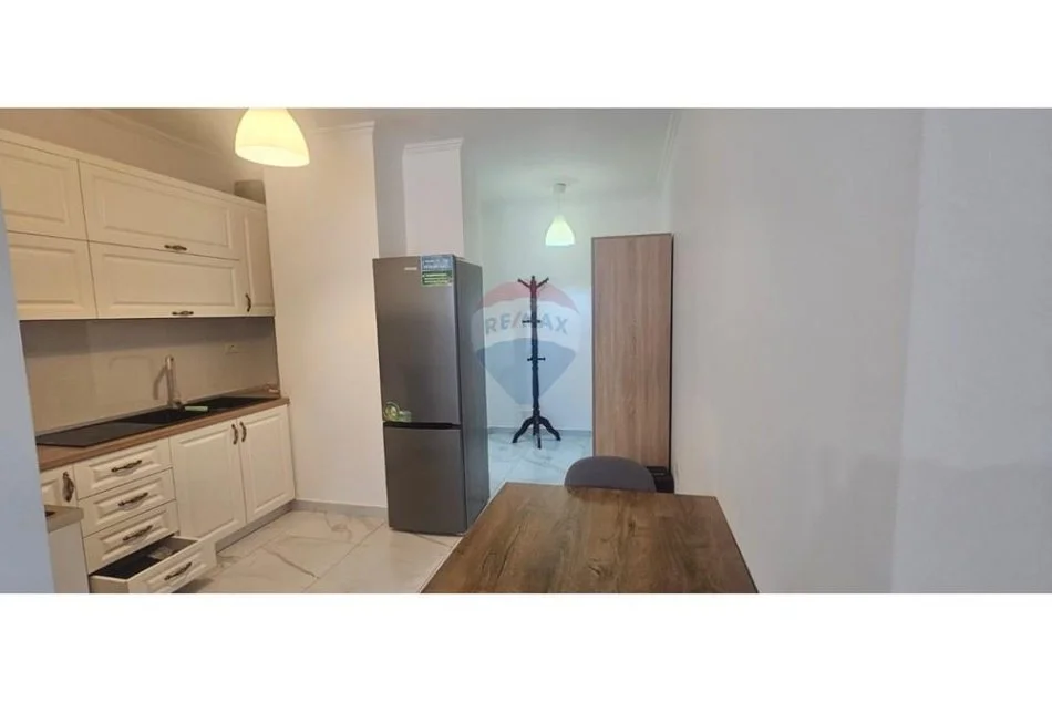 Tirane, jepet me qera apartament 1+1 Kati 3, 46 m² 600 € 