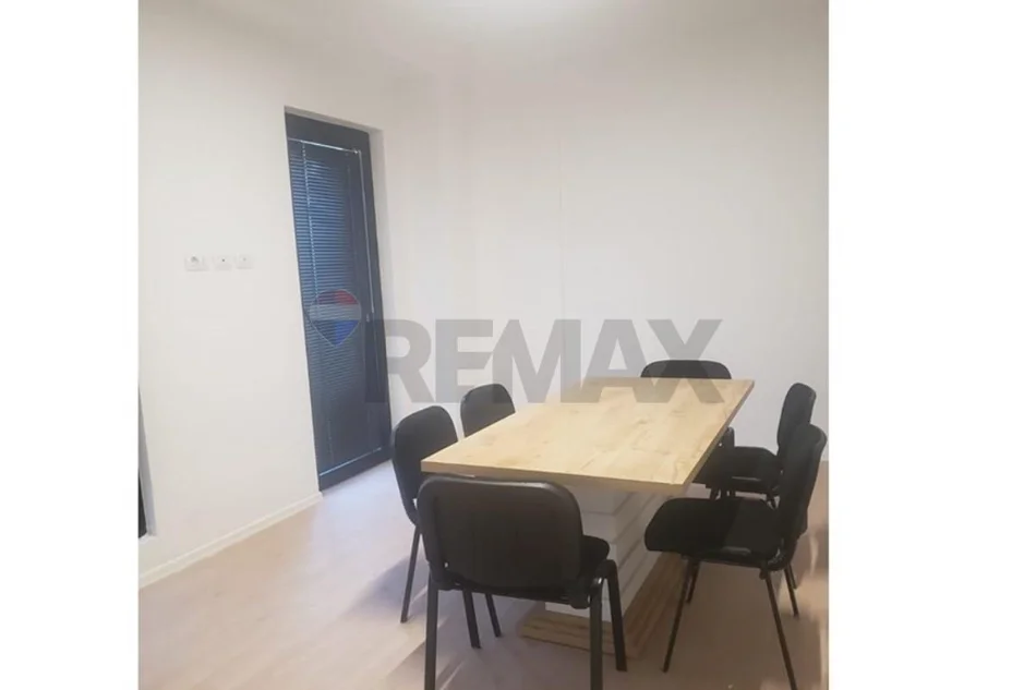 Tirane, jepet me qera , 124 m² 1.000 € 
