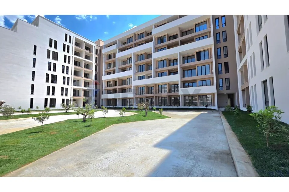 Vlore, shitet apartament 2+1 Kati 5, 111 m² (Orikum, Vlore)