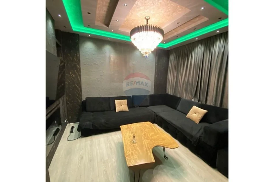 Tirane, shitet apartament , 112 m² 187.000 € 