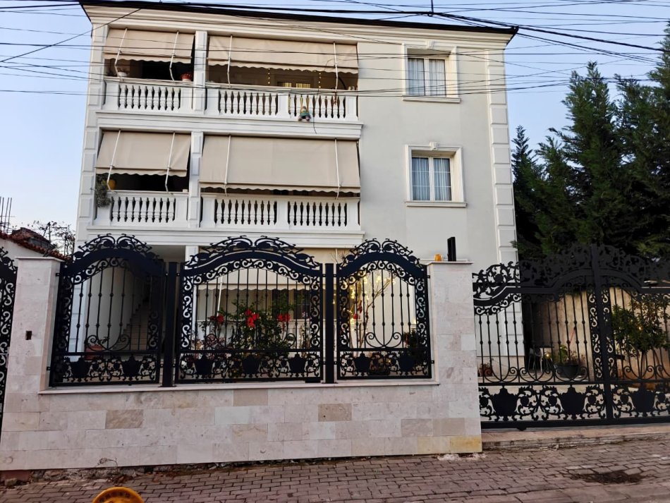 Tirane, jepet me qera apartament 1+1 Kati 1, 60 m² (Allias, Tiranë(530581008-64)