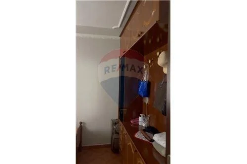 SHITET APARTAMENT 2+1 Ne Laparake te "Garden City"