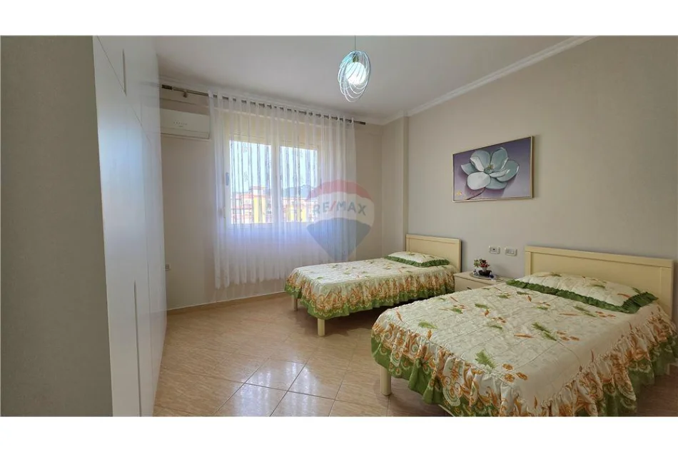 Vlore, shitet apartament 2+1+Ballkon Kati 8, 120 m² 186.000 € (Rruga e Cipajve, Vlore)