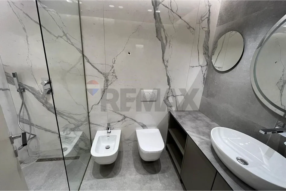 Tirane, jepet me qera apartament , 144 m² 1.500 € 