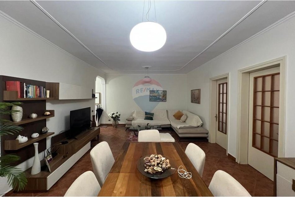 Tirane, shitet apartament 2+1 Kati 9, 95 m² 215.000 € (Komuna e Parisit, Tiranë(ID: 530191068-89)