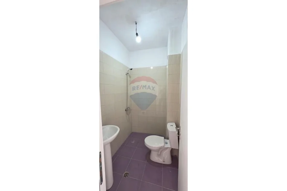 Tirane, shitet apartament , 94 m² 145.000 € 