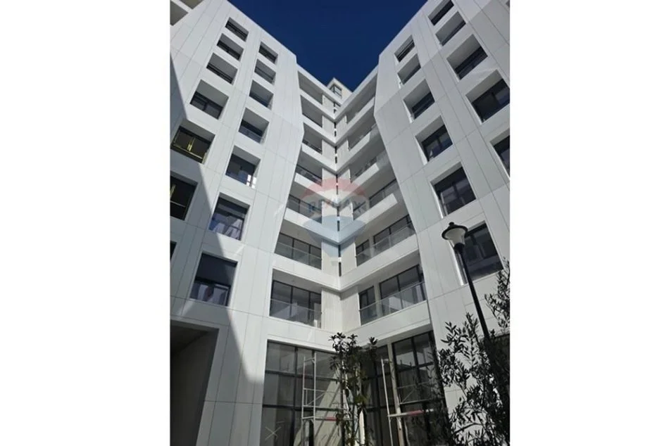 Tirane, shitet apartament 2+1 Kati 1, 108 m² 178.320 € (Rruga Xhanfize Keko (ID: 530571001-180)