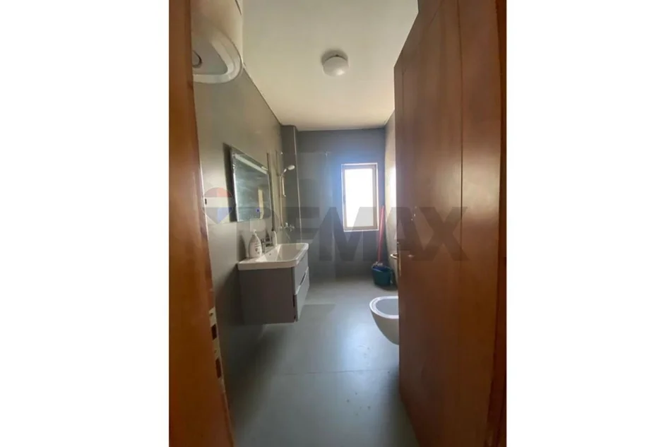 Tirane, shitet apartament , 103 m² 215.000 € 