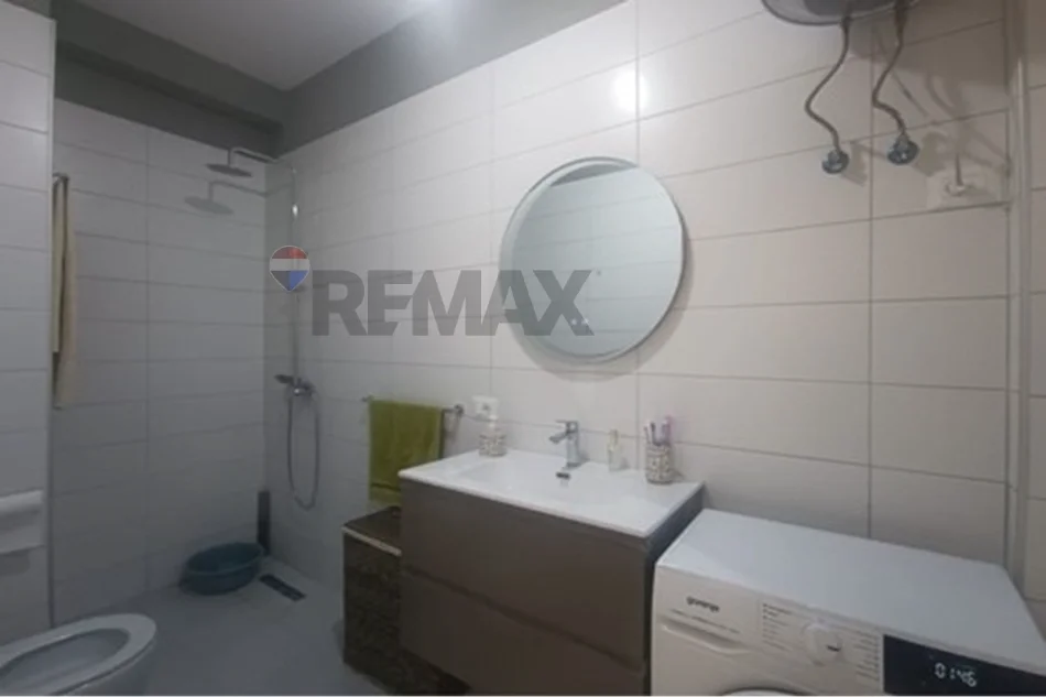 Tirane, jepet me qera apartament , 650 € 