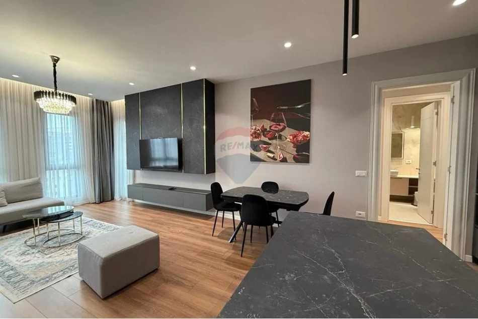 jepet me qera 2+1+Ballkon , 120 m² 1.300 €