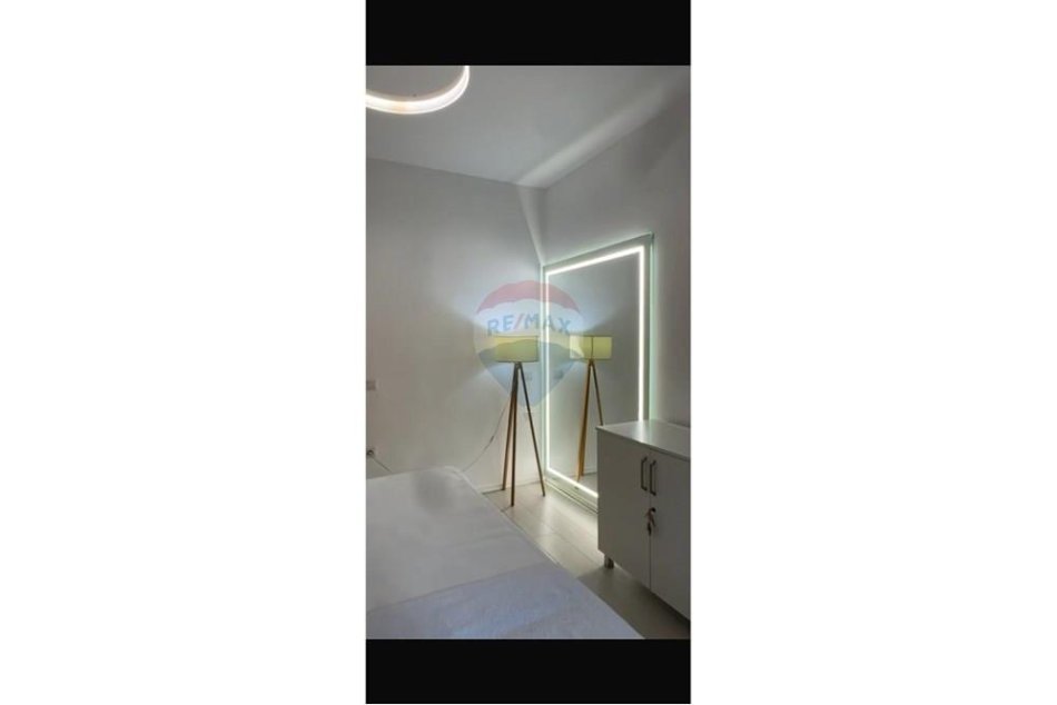 Blloku, jepet me qera ambient biznesi , 40 m². ID: 530391021-66