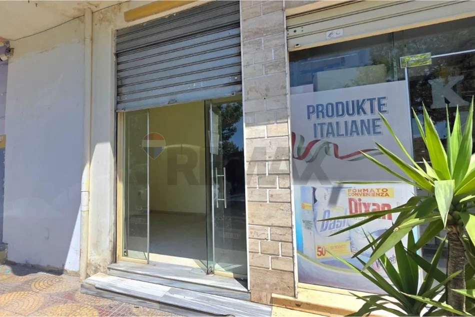 Vlore, shitet dyqan Kati 0, 51 m² 102.400 € (Rruga Gjergj Kastrioti (Transballkanike), Vlorë)