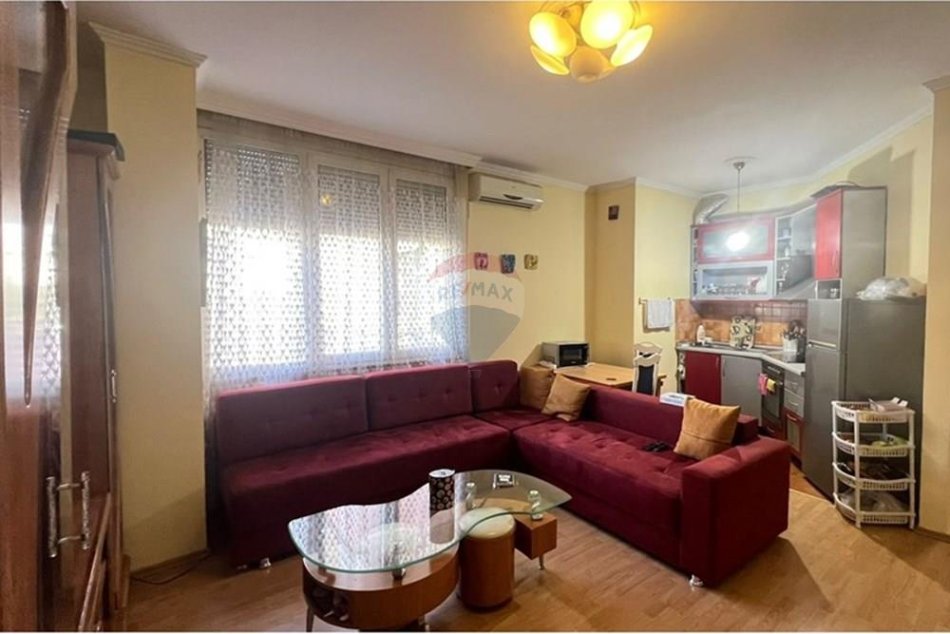 Tirane, shitet apartament 1+1 , 68 m² 170.000 € (Gjuhët e huaja, Tiranë (ID: 530181096-131)