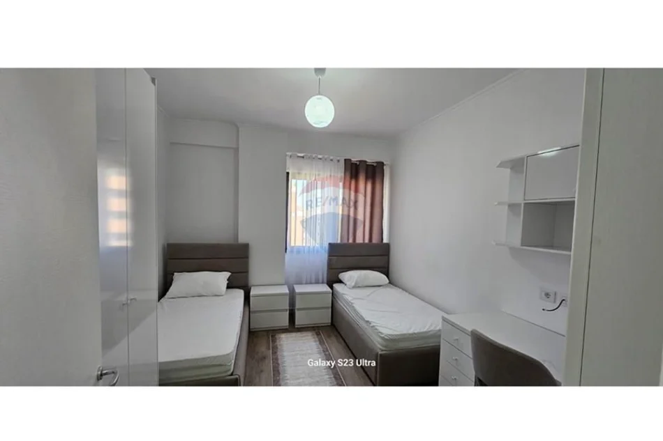 Tirane, jepet me qera apartament , 106 m² 730 € (Rr.Teodor Keko)