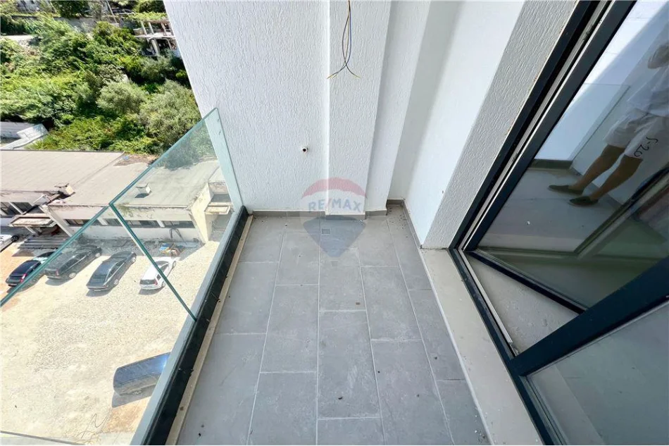 Vlore - Lungomare, shitet garsonier 1+1 Kati 5, 46 m² 119.500 € (Lungomare, Vlorë)