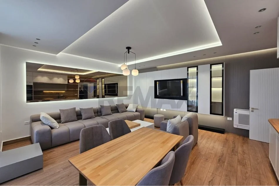 Tirane, jap me qera apartament 1+1 , 78 m² 60.000 € (Bulevardi i Ri, Tiranë)