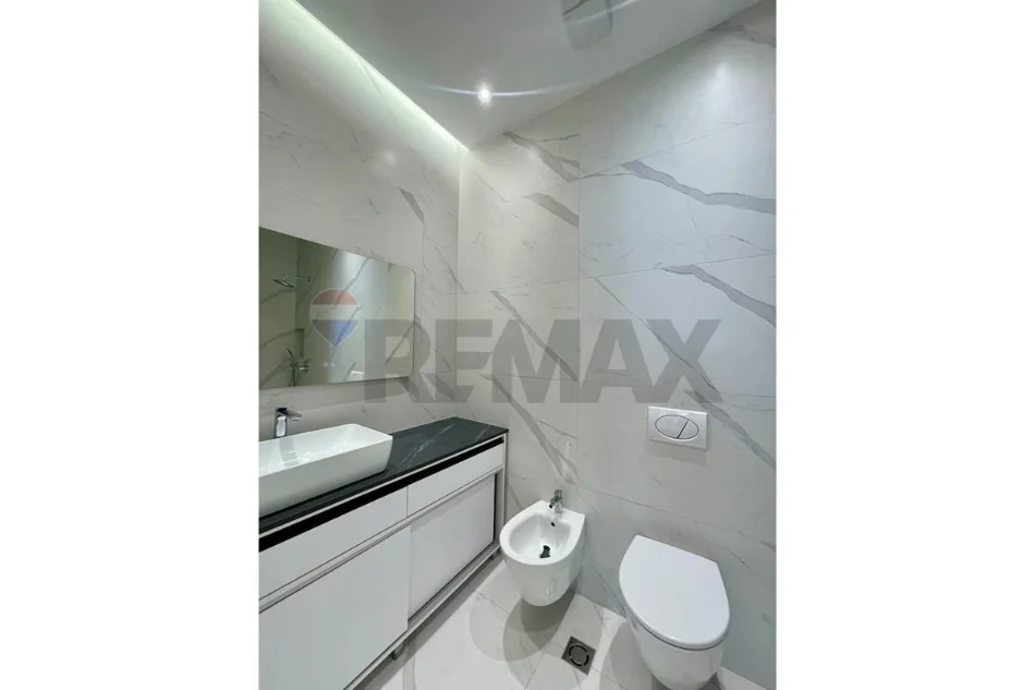 Tirane, jepet me qera apartament 3+1+Ballkon Kati 3, 122 m² 160.000 € (Delijorgji)