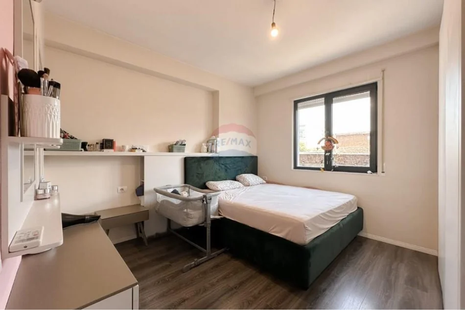 Tirane, shitet apartament 2+1 Kati 3, 102 m² 209.000 € (Porcelan, Tiranë(ID: 530261046-501))
