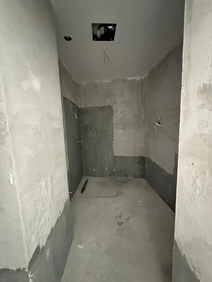 Tirane, shitet apartament 3+1+Aneks+Ballkon Kati 9, 212 m² 612.000 € (Liqeni Artificial)