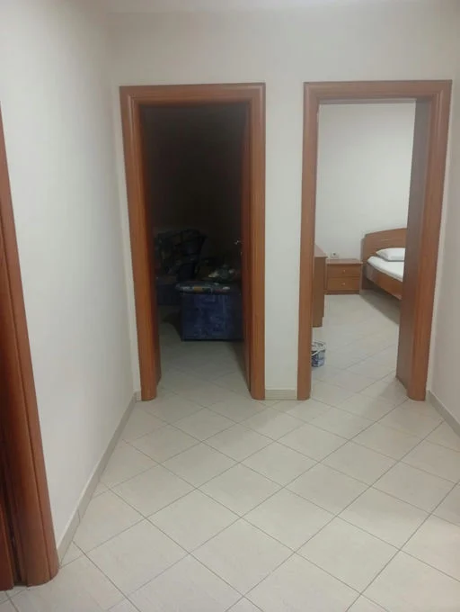 Tirane, jepet me qera apartament 1+1+Ballkon Kati 3, 56 m² 410 € (Rruga "Elbasanit")